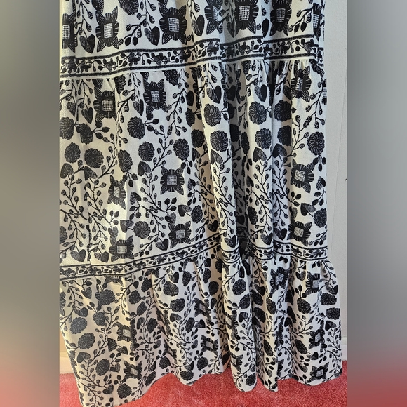 MAX STUDIO SHORT SLEEVE V-NECK MAXI DRESS - Picture 6 of 6